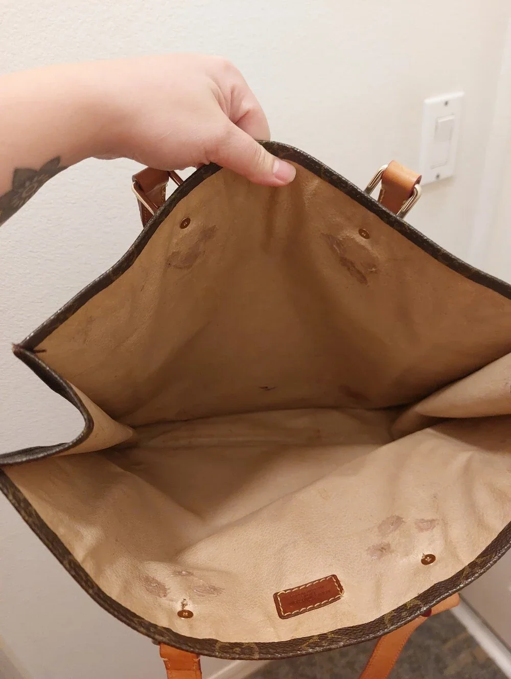 Louis Vuitton authentic louis
